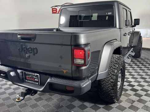 Used 2022 Jeep Gladiator Sport AWD/4WD image 6