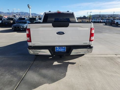 Used 2021 Ford F150 XL w/ Trailer Tow Package image 6