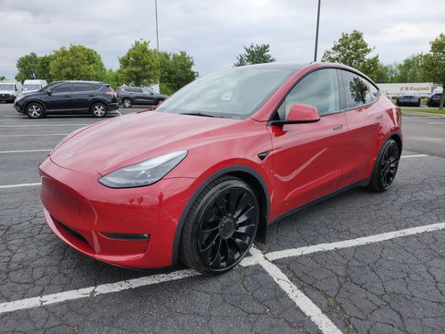 Used 2022 Tesla Model Y Performance AWD/4WD image 13