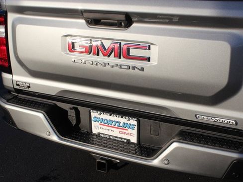 New 2026 GMC Canyon Elevation w/ Convenience Package image 16