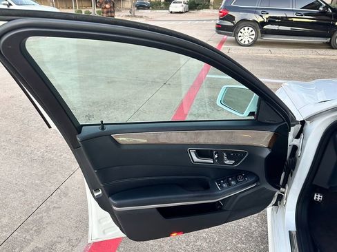Used 2014 Mercedes-Benz E 350 E 350 image 15