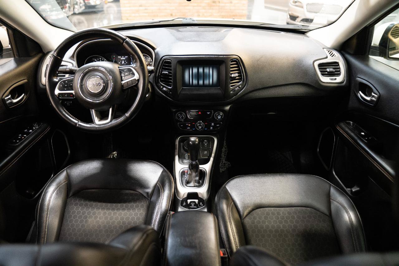 Used 2019 Jeep Compass Latitude w/ Cold Weather Group AWD/4WD image 26
