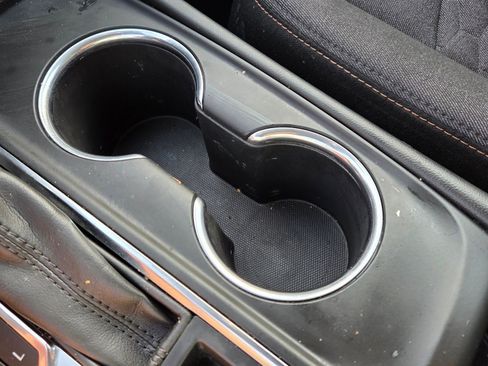 Used 2018 Chevrolet Equinox LT image 24