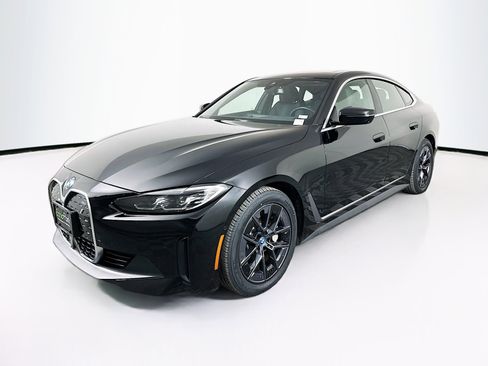 Used 2024 BMW i4 xDrive40i image 3