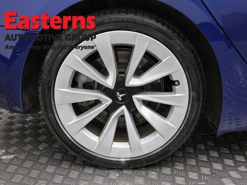Used 2021 Tesla Model 3 Long Range AWD/4WD image 28