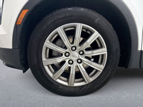 Used 2020 Cadillac XT4 Premium Luxury image 11
