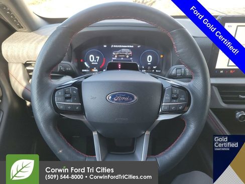 Used 2025 Ford Explorer ST-Line AWD/4WD image 25