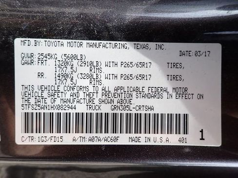 Used 2017 Toyota Tacoma TRD Sport w/ Premium & Technology Package image 13