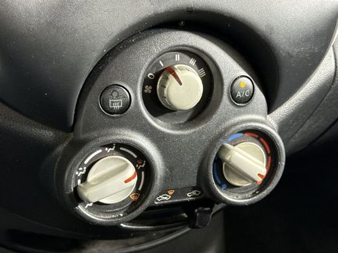 Used 2014 Nissan Versa Note SV w/ Convenience Package image 22