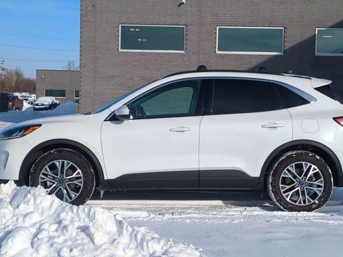 Used 2022 Ford Escape SEL image 3