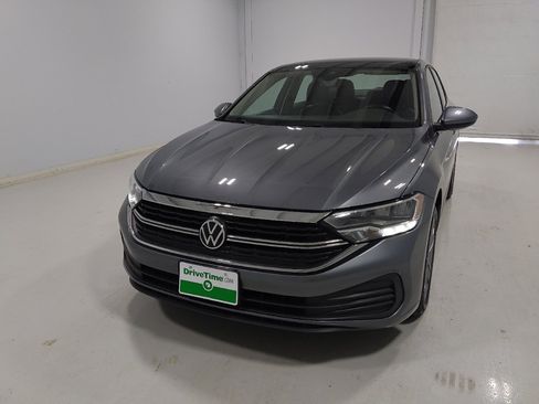 Used 2024 Volkswagen Jetta SE FWD image 15