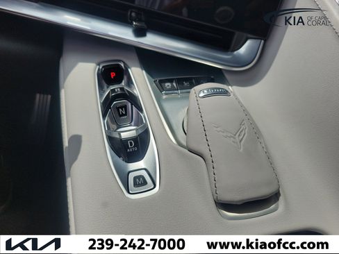 Used 2022 Chevrolet Corvette Stingray Preferred Conv w/ Z51 Performance Package RWD image 19