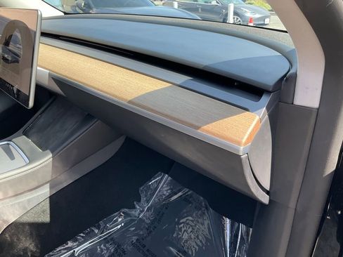 Used 2023 Tesla Model Y Long Range image 74