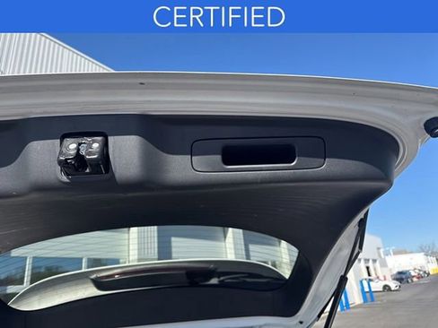 Used 2024 Honda HR-V EX-L image 9