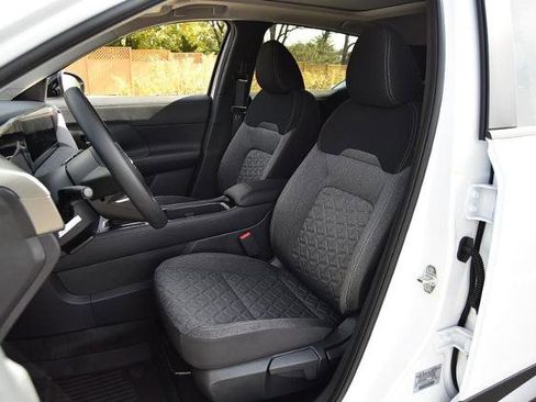 New 2026 Nissan Kicks SV w/ SV Premium Package image 21