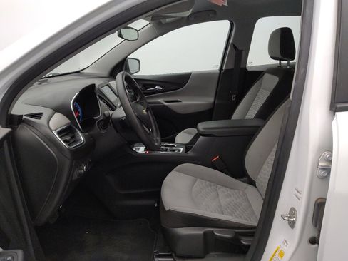Used 2021 Chevrolet Equinox LS AWD/4WD image 17
