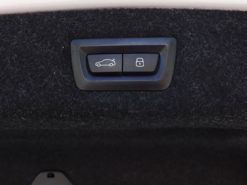 Used 2023 BMW 530i w/ Convenience Package RWD image 15