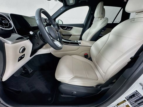 Certified 2026 Mercedes-Benz GLC 300 4MATIC image 21