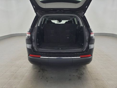 Used 2021 Jeep Grand Cherokee L Limited image 29