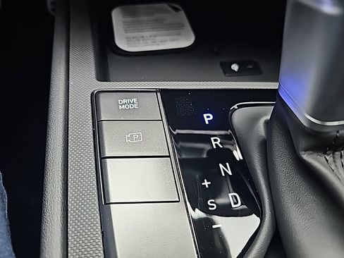 New 2026 Hyundai Elantra Sport FWD image 21