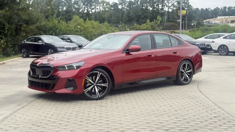 Used 2026 BMW 530i w/ M Sport Package RWD image 1