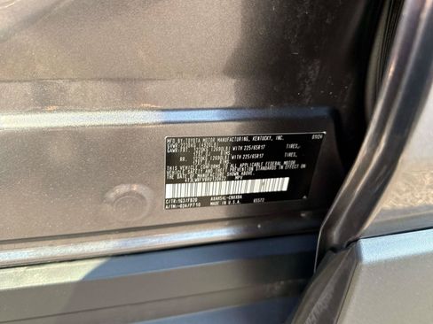 Used 2024 Toyota RAV4 LE AWD/4WD image 27
