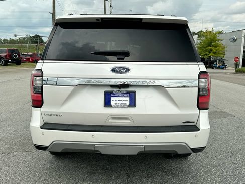 Used 2019 Ford Expedition Limited w/ Special Edition Package RWD image 15