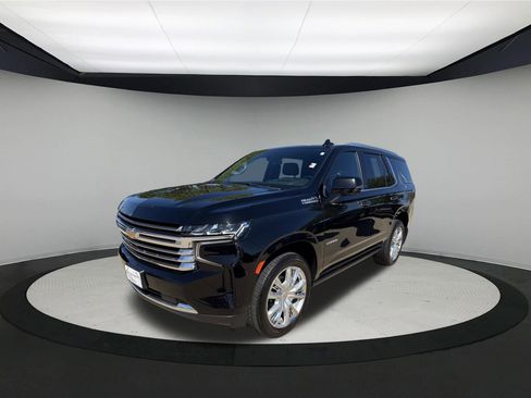Used 2022 Chevrolet Tahoe High Country w/ Max Trailering Package AWD/4WD image 4