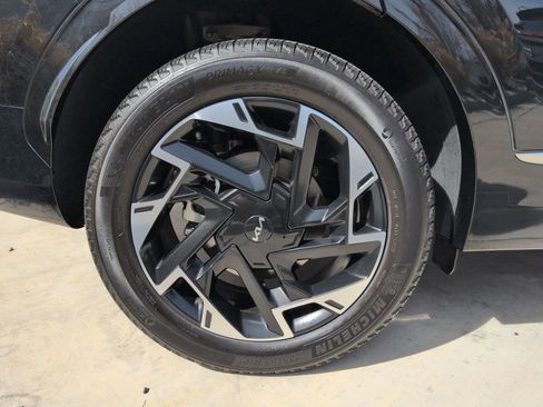 Certified 2024 Kia Sportage SX image 12