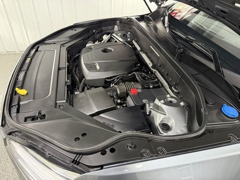 Used 2018 Volvo XC90 T6 Momentum w/ Convenience Package image 28