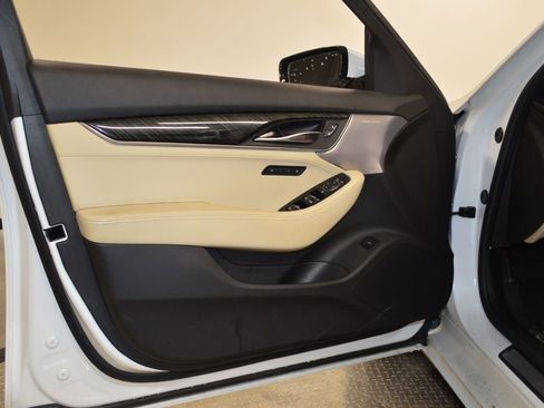 Used 2021 Cadillac CT5 Premium Luxury RWD image 17