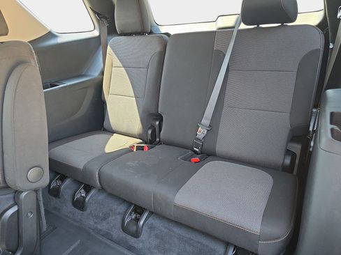 Used 2020 Chevrolet Traverse LT w/ LPO, Floor Liner Package AWD/4WD image 36
