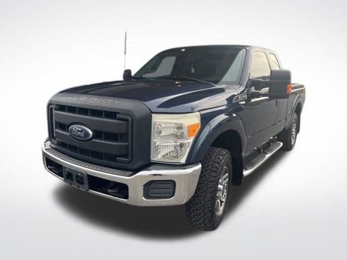 Used 2015 Ford F250 XL w/ Power Equipment Group image 3