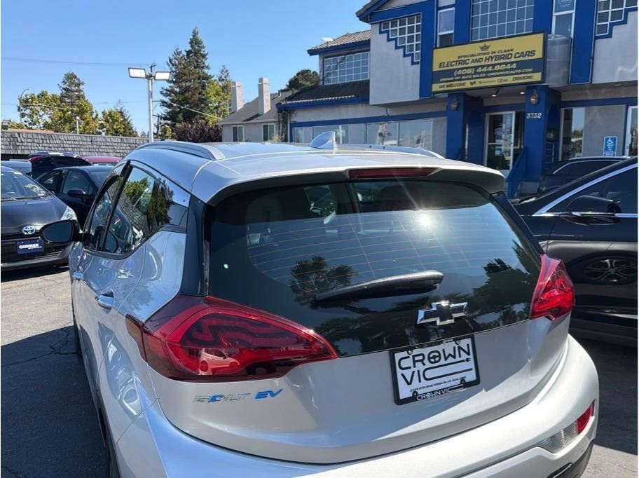 Used 2020 Chevrolet Bolt Premier w/ Infotainment Package FWD image 37