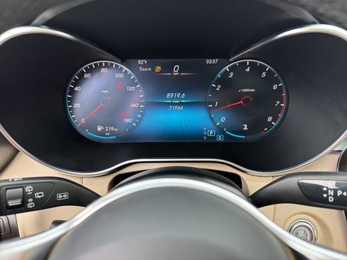 Used 2021 Mercedes-Benz GLC 300 4MATIC image 31