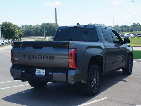 Used 2023 Toyota Tundra Platinum AWD/4WD image 19