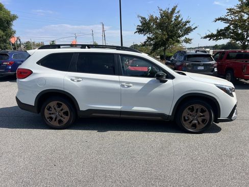Used 2025 Subaru Ascent Bronze Edition w/ Popular Package #2 image 8