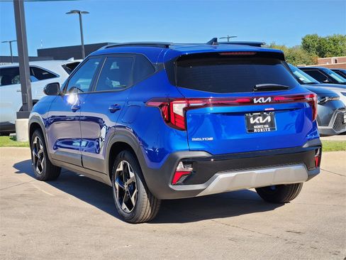 New 2026 Kia Seltos S image 3