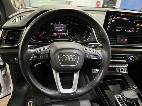 Used 2024 Audi Q5 2.0T Premium AWD/4WD image 19