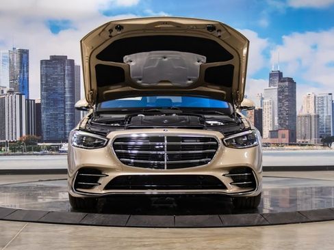 New 2026 Mercedes-Benz S 580 4MATIC Sedan image 4