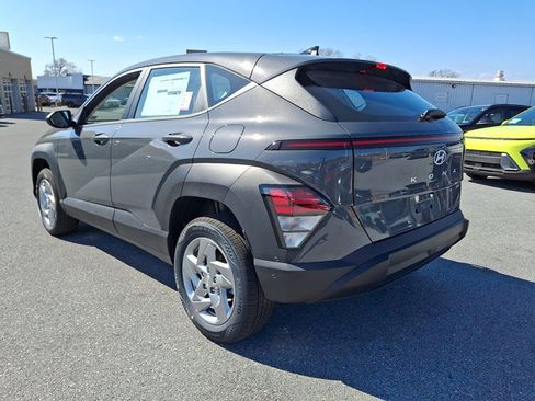 New 2026 Hyundai Kona SE image 7