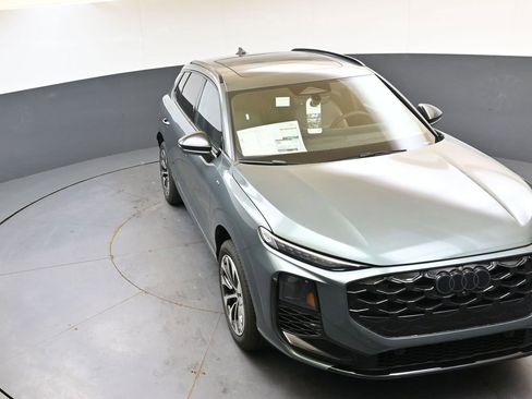New 2026 Audi Q3 quattro 2.0T AWD/4WD image 52