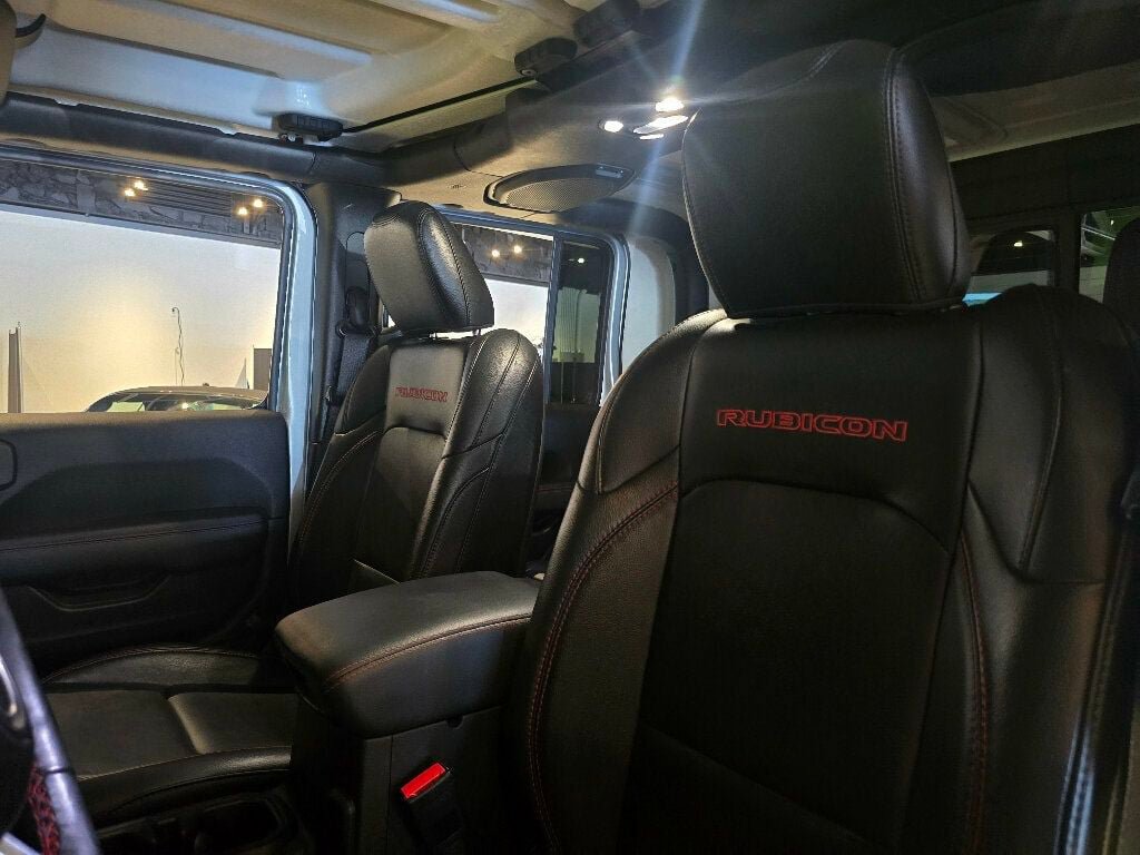 Used 2022 Jeep Gladiator Rubicon w/ LED Lighting Group AWD/4WD image 19