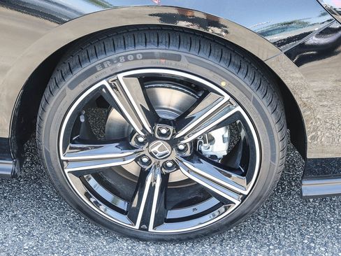 Used 2024 Honda Accord Sport image 7