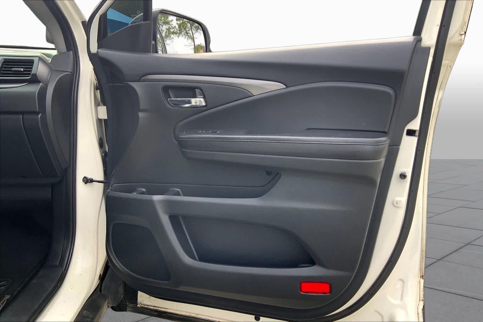 Used 2017 Honda Pilot EX-L image 22