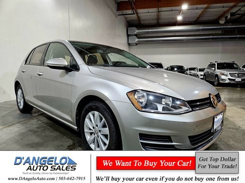 Used 2016 Volkswagen Golf S image 3
