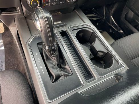 Used 2015 Ford F150 XLT w/ Equipment Group 302A Luxury image 22