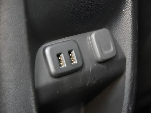 Used 2018 Chevrolet Colorado ZR2 image 30