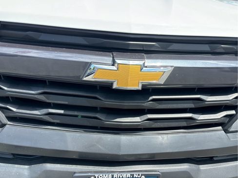 Certified 2023 Chevrolet Colorado W/T RWD image 5