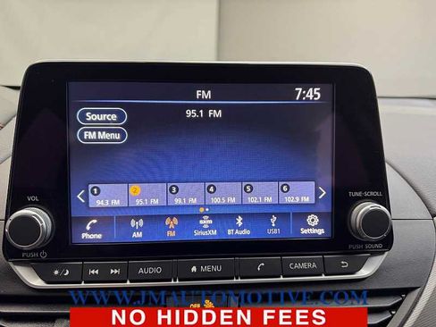 Used 2024 Nissan Altima 2.5 SR FWD image 22